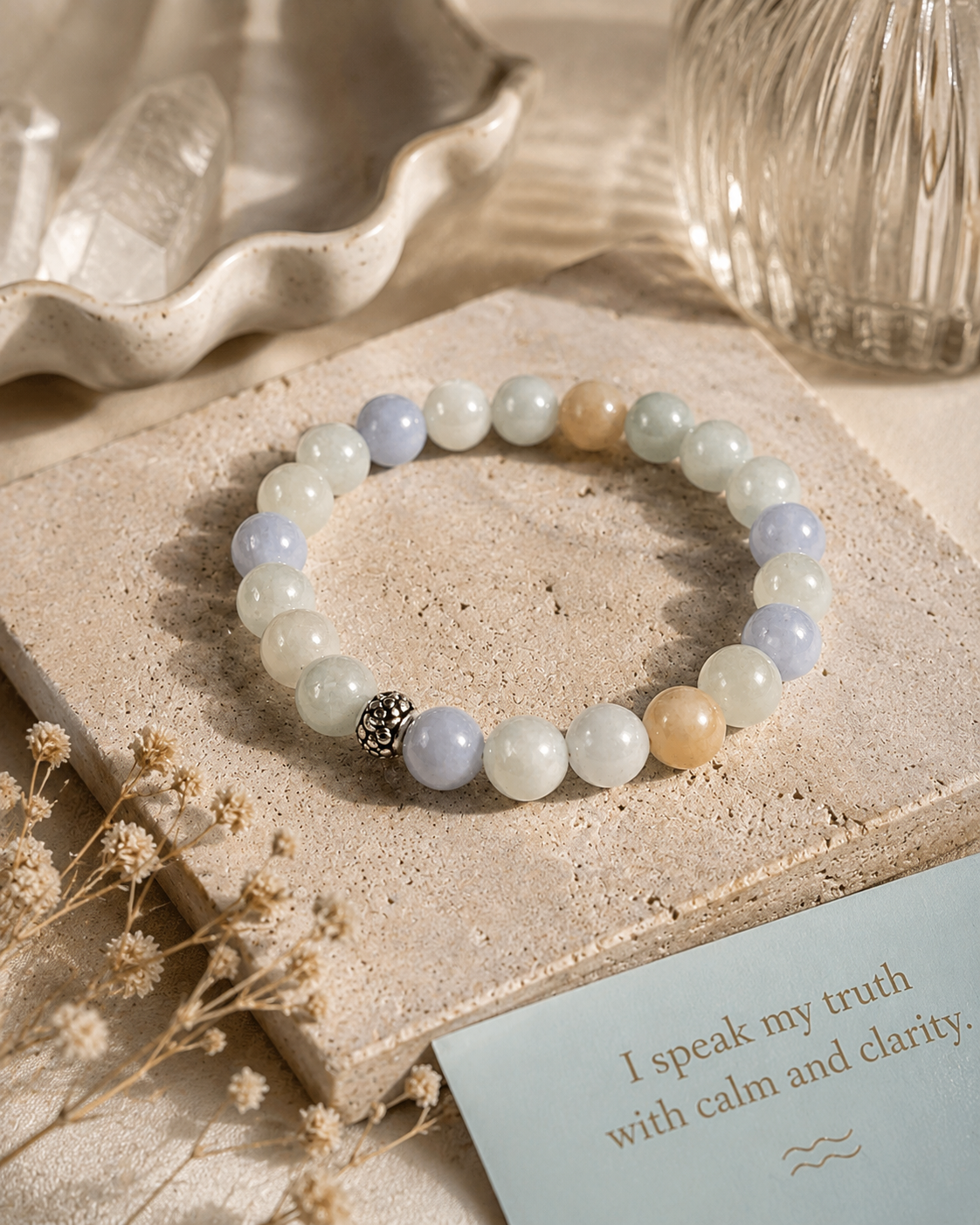Aquamarine Bracelet for clear expression