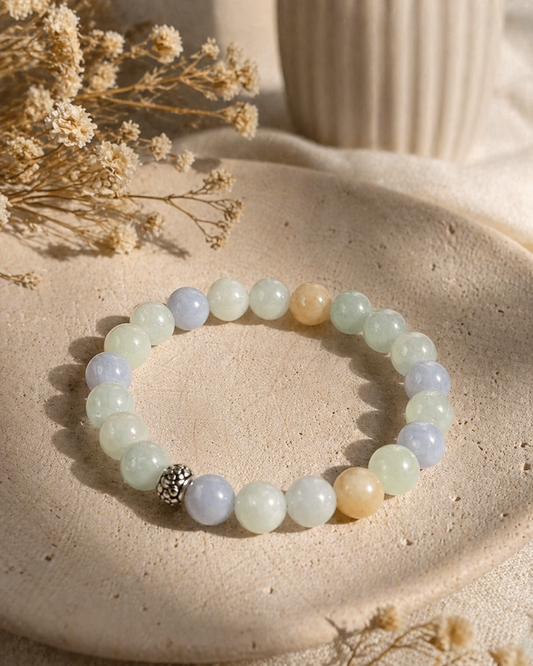 Aquamarine Bracelet for clear expression